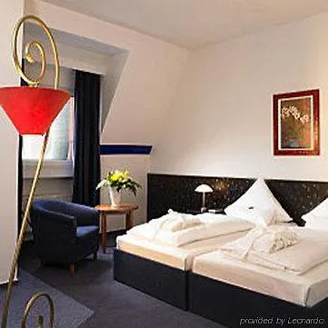 Art Fabrik 4* وبرتال