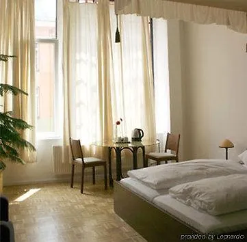 Art Fabrik 酒店 4*